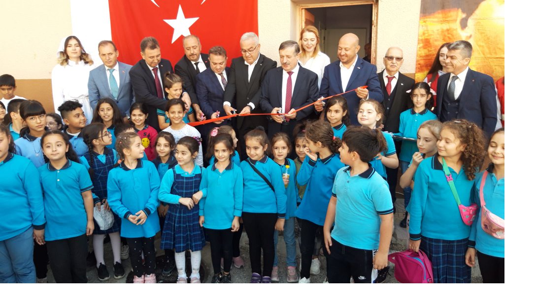 Türk Kızılayı İl Merkezi Başkanlığı tarafından yaptırılan okul kütüphanesi açılışı
