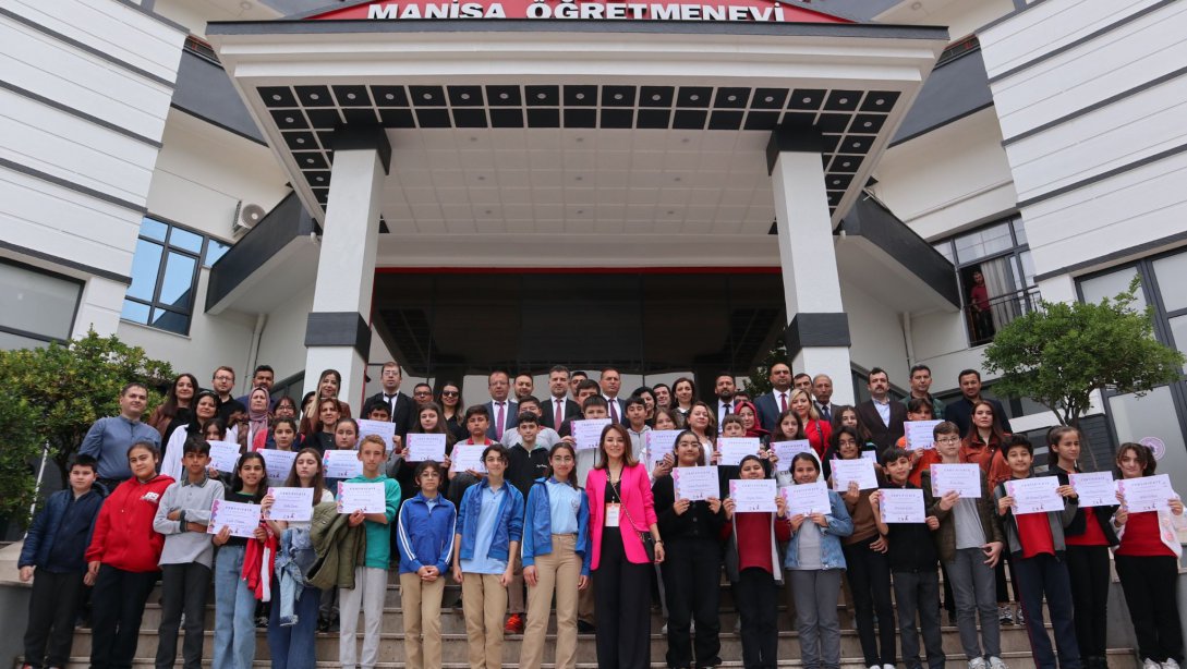 Manisa'da Her Yerde İngilizce Projesi Yarı Finali