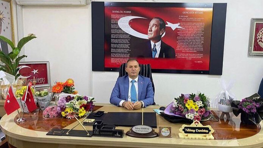 İlçe Milli Eğitim Müdürümüz Yıldıray DEMİRTAŞ'ın 19 Mayıs Atatürk'ü Anma Gençlik ve Spor Bayramı Mesajı