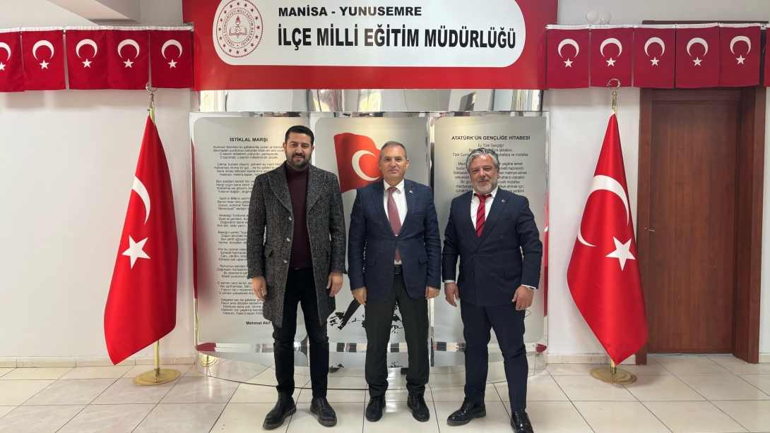 DOĞRU CEVAP EĞİTİM KURUMLARI KURUCUSU ERCAN AĞLAMIŞ, KURUM MÜDÜRÜ MEHMET KANCA, İLÇE MİLLİ EĞİTİM MÜDÜRÜMÜZ YILDIRAY DEMİRTAŞ'I MAKAMINDA ZİYARET ETTİ